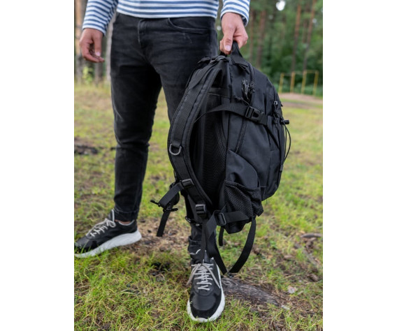 Фото: “Рюкзак с накладным карманом с молнией по центру, black”, купить в интернет магазине