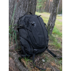 Фото: “Рюкзак с накладным карманом с молнией по центру, black”, купить в интернет магазине