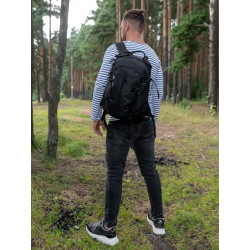 Фото: “Рюкзак с накладным карманом с молнией по центру, black”