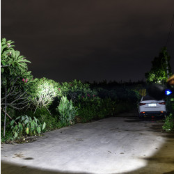 Фото: “Аккумуляторный фонарь-прожектор XHP50 с треножником (малый)”