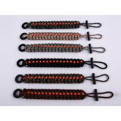 Фото: “Браслет из верёвки”