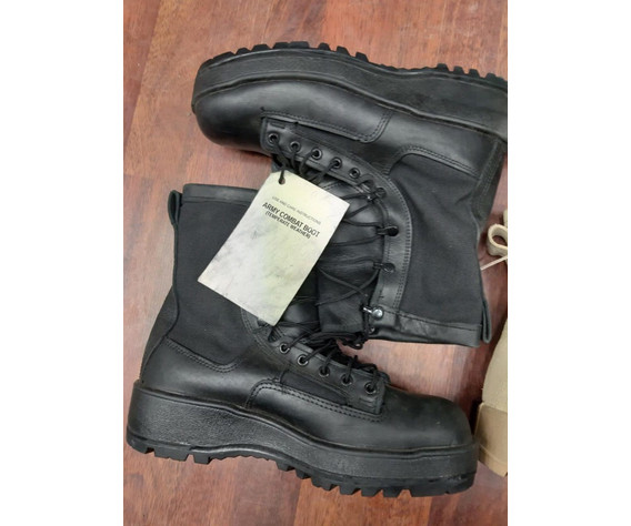 Фото: “Ботинки Belleville 700 Waterproof Gore-Tex® Combat and Flight Boot Black”, купить в интернет магазине