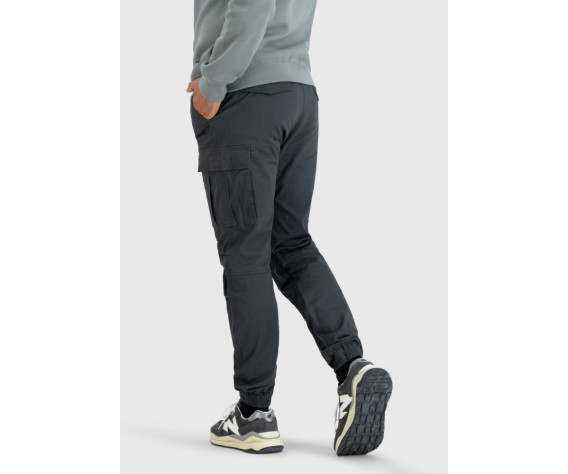 Фото: “Брюки Vince cargo jogger Vintage, цвет Grey”, купить в интернет магазине