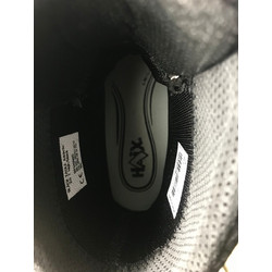 Фото: “Ботинки из серии Black Eagle Athletic”