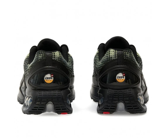 Фото: “Кроссовки U Air Max Dn Nike, цвет Black/Olive Aura/Medium”, купить в интернет магазине