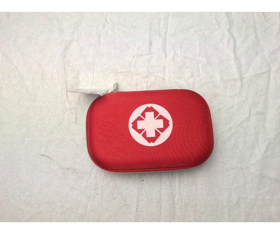 Фото: “Многофункциональная портативная аптечка красная”, купить в интернет магазине