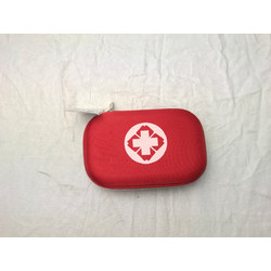 Фото: “Многофункциональная портативная аптечка красная”