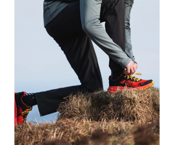 Фото: “Кроссовки Skyhawk Trail Running HH, цвет Cherry Tomato”, купить в интернет магазине