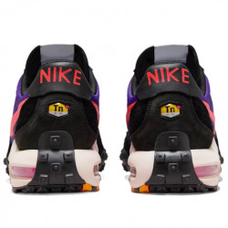 Превью товара: “Кроссовки U Air Max Waffle SP Nike, цвет Voltage Purple/Total Orange”, купить в интернет магазине