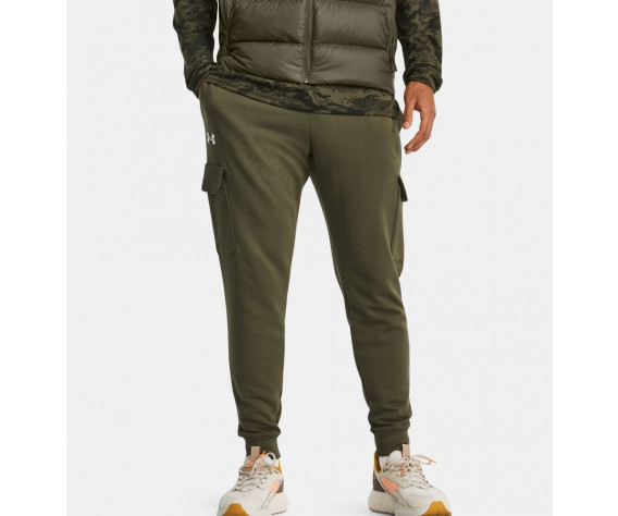 Фото: “Брюки Rival Fleece Cargo Under Armour, цвет Green”, купить в интернет магазине