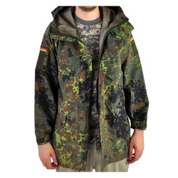 Фото: “Парка Gore-Tex Бундесвер”