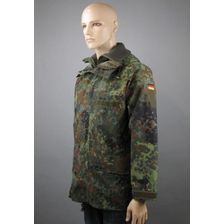 Фото: “Парка Gore-Tex Бундесвер”