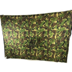 Фото: “Пончо армии Голландии Woodland”