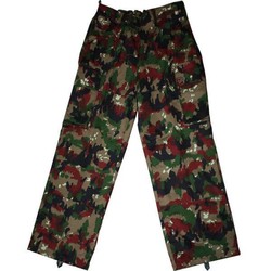 Фото: “Брюки армии Швейцарии”