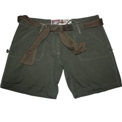 Фото: “Женские шорты в стиле милитари Mil-tec”