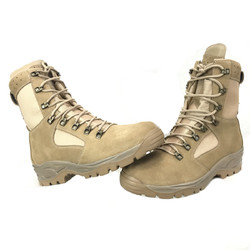 Фото: “Пустынные ботинки DESERT Prabos”