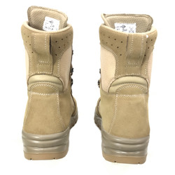 Фото: “Пустынные ботинки DESERT Prabos”