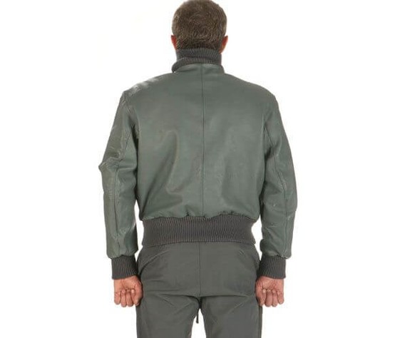 Фото: “Куртка лётная кожаная BW Б/У”, купить в интернет магазине