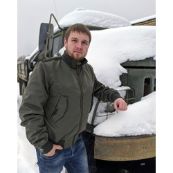 Фото: “Бомбер, оксфорд, олива”