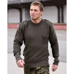 Фото: “Свитер BW Commando”