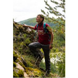 Фото: “Футболка PAYER Travel Mob, хлопок, бордо”