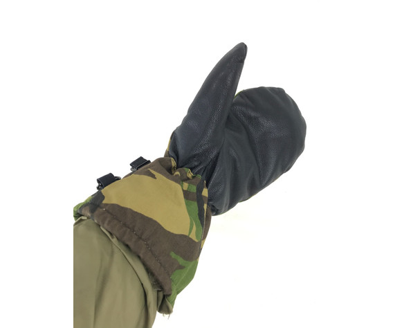 Фото: “Рукавицы зимние армии Голландии”, купить в интернет магазине