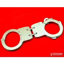 Фото: “Наручники”