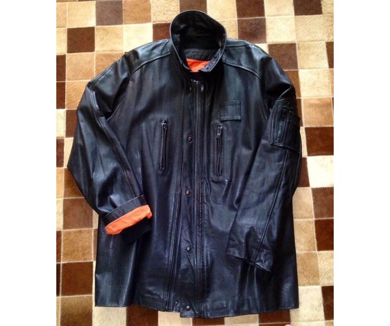 Фото: “Кожаная куртка полицейского”, купить в интернет магазине