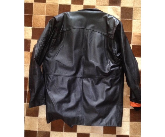 Фото: “Кожаная куртка полицейского”, купить в интернет магазине