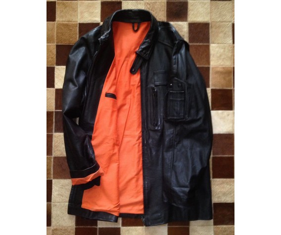 Фото: “Кожаная куртка полицейского”, купить в интернет магазине