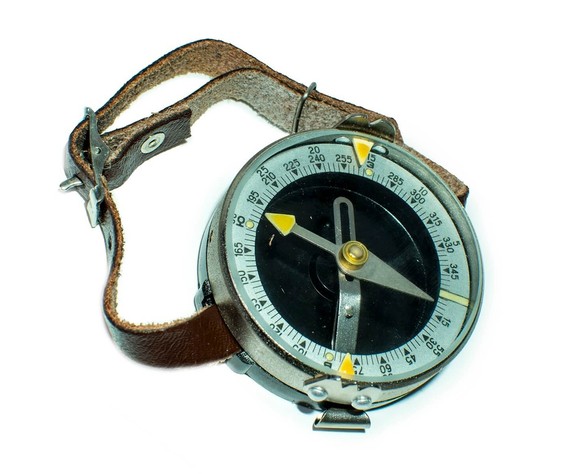 Фото: “Компас Адрианова”, купить в интернет магазине