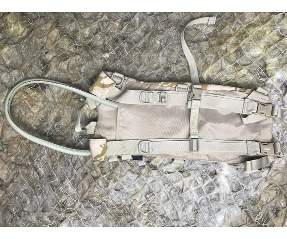 Фото: “Гидратор CamelBak desert DPM”, купить в интернет магазине