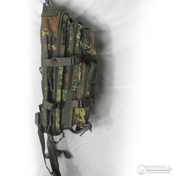 Фото: “Рюкзак штурмовой US Assault Pack Small камуфляж флектарн 20 л”