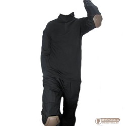 Фото: “Костюм боевой с наколенниками и налокотниками”