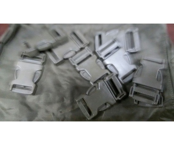 Фото: “Фастексы на рюкзак BW”, купить в интернет магазине