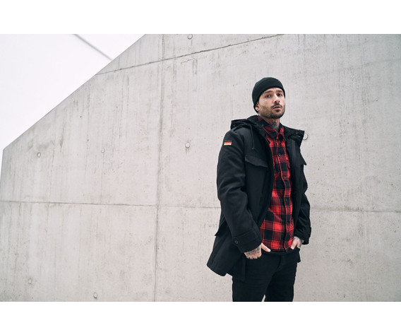 Фото: “Куртка Brandit BW Parka Flag 3163.1 черная”, купить в интернет магазине