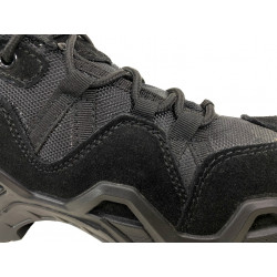 Фото: “Кроссовки LOWA черные”