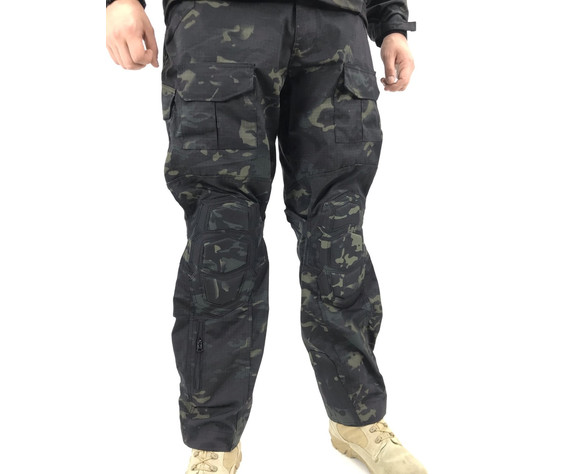 Фото: “Тактический костюм черный мультикам с наколенниками и налокотниками”, купить в интернет магазине