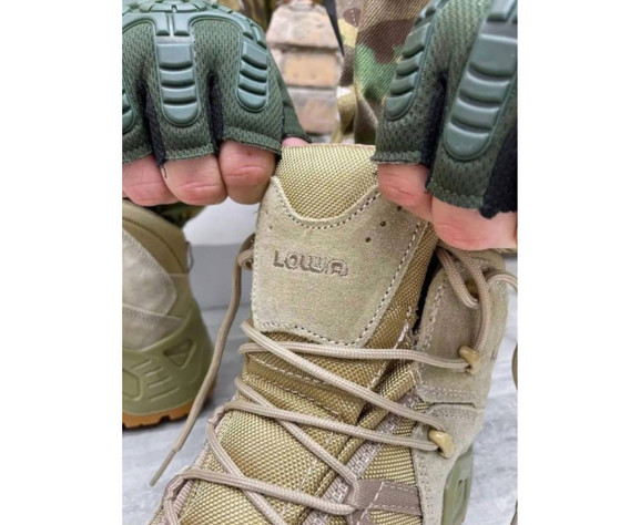 Фото: “Ботинки LOWA Zephyr высокие бежевые”, купить в интернет магазине