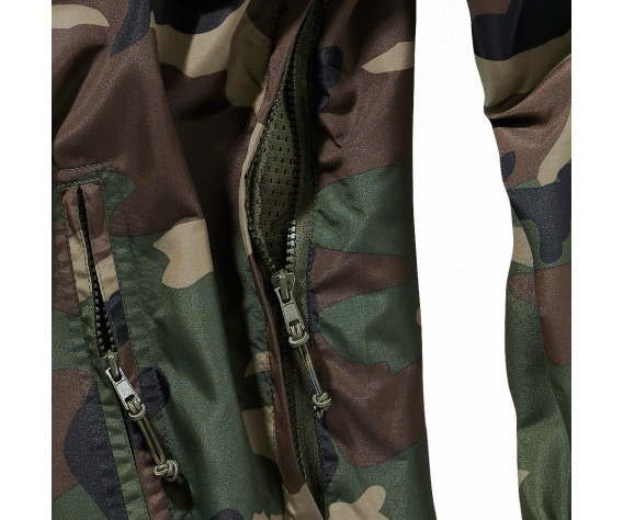 Фото: “Ветровка анорак Brandit 3162.10 Woodland”, купить в интернет магазине
