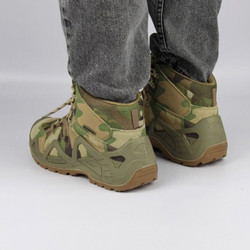 Фото: “Ботинки LOWA мультикам MID”