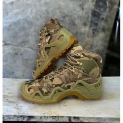 Фото: “Ботинки LOWA мультикам MID”